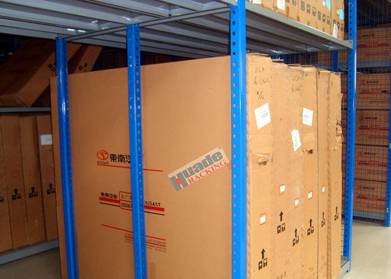 Les pièces d'auto de poinçon étirent les supports des véhicules à moteur de fente pour l'amortisseur/cintre/verres